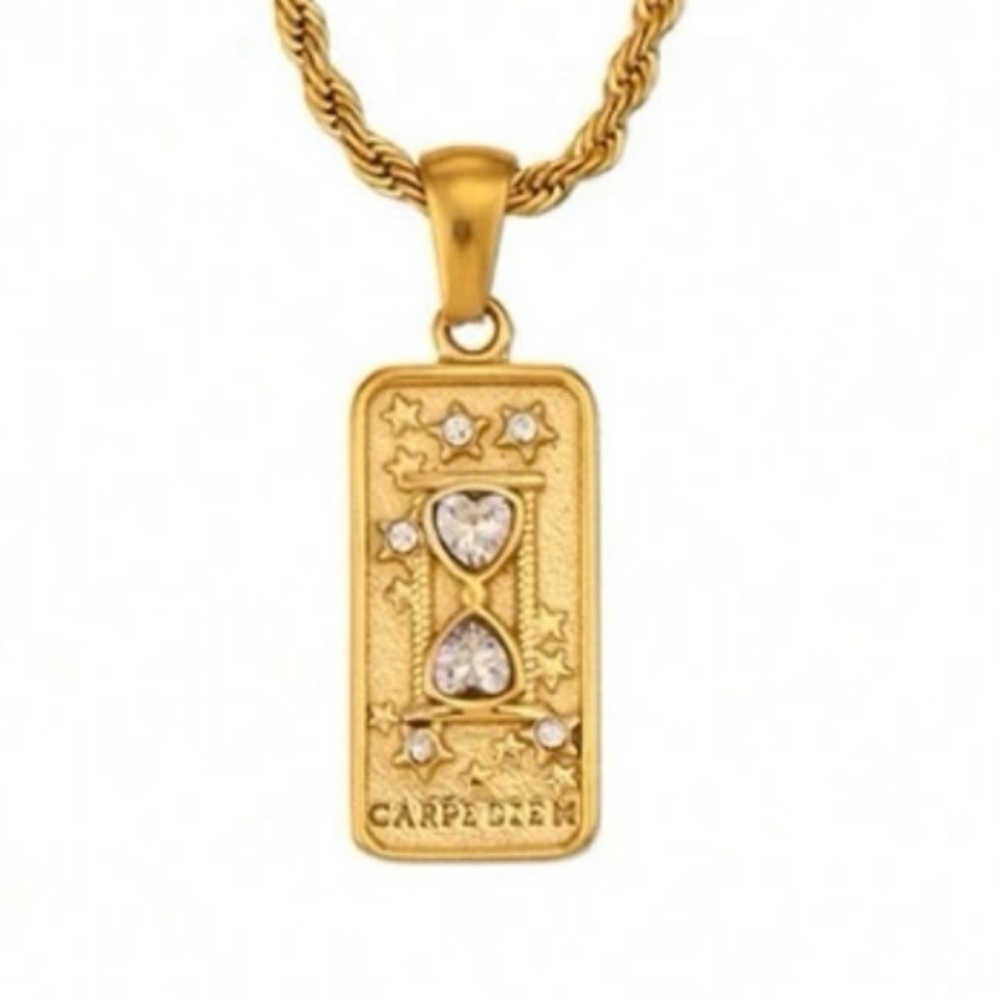 18k Gold Plated Carpe Diem hourglass card shaped pendant necklace. New. - Picture 10 of 14